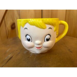 VINTAGE Campbell Soup Girl Dolly  Children Plastic Cup Mug (5578)